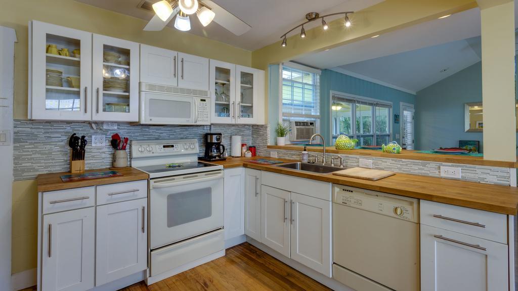 Pag Beachhouse Rentals St. Pete Beach Bagian luar foto